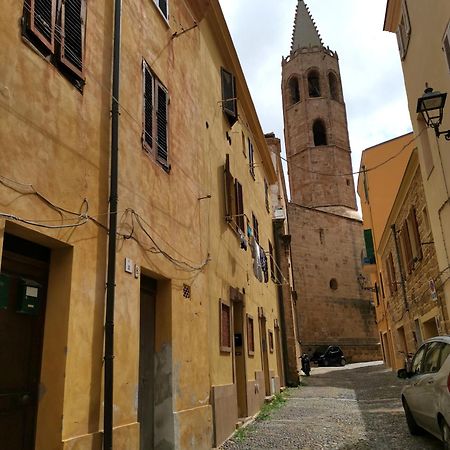 Casa Vacanza Il Campanile Alghero Eksteriør billede